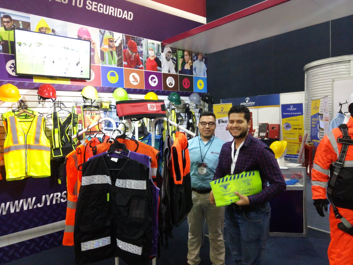jyrsa_news's tweet photo. En #constructo2017 encontrarás las nuevas tendencias en E.P.P. @jyrsa_news https://t.co/oaEEHwOuZC