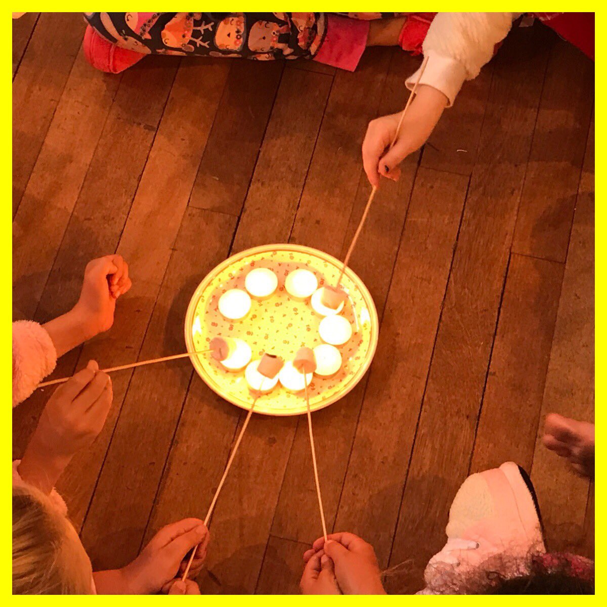 63Brownies's tweet photo. We had a great sleepover early August will our Troll theme 😀 #girlguiding #brownies https://t.co/k37qice5n8
