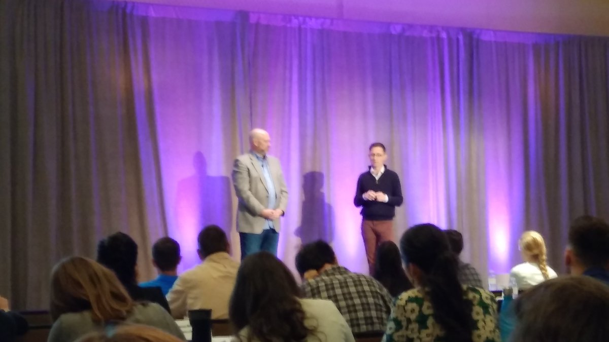 HarvLivingston's tweet photo. @crestodina gave the best talk on web content, It starts w/thinking of yourself as the visitor Turn #SEO into CRO(conversion) #confluence17 https://t.co/rk00h55u8z
