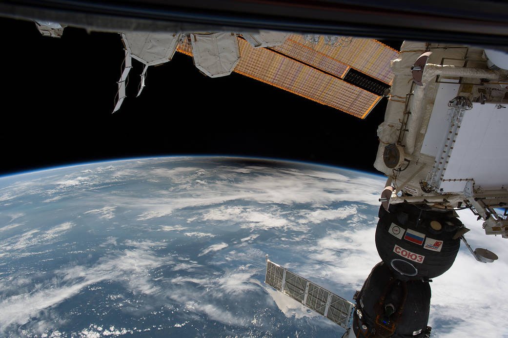 Space360HQ's tweet photo. Wow, what a view! Have you seen the extraordinary images of this week's Total Solar #Eclipse from the @Space_Station? https://t.co/MinnVrqfOE