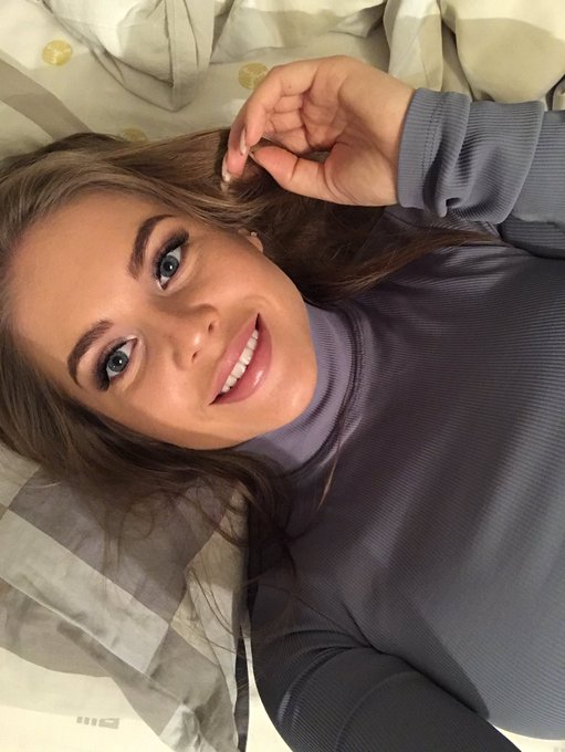 Good evening 🌆 https://t.co/y53UNeWBLD<a href="/tag/london"class="tags"><span>#london</span></a>