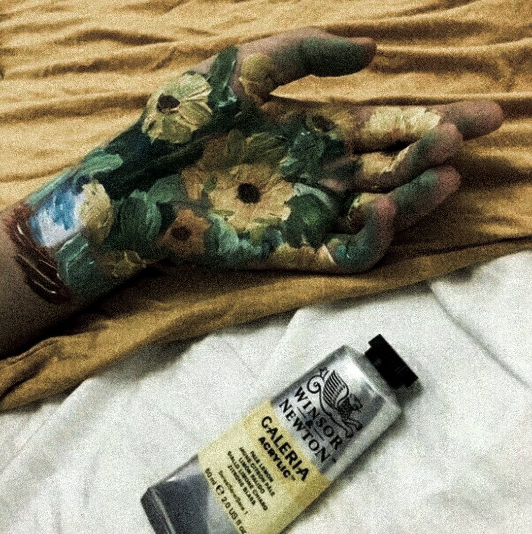 MXCLA_'s tweet image. ❀

❝ —... ᴇʟ ᴍᴇᴊᴏʀ ᴄᴏɴsᴇᴊᴏ ϙᴜᴇ ᴛᴇ ᴘᴜᴇᴅᴏ ᴅᴀʀ ᴇs ϙᴜᴇ sᴇᴀs ᴄᴏᴍᴏ ᴜɴᴀ ғʟᴏʀ ϙᴜᴇ ᴅᴀ sᴜ ғʀᴀɢᴀɴᴄɪᴀ ɪɴᴄʟᴜsᴏ ᴀ ʟᴀ ᴍᴀɴᴏ ϙᴜᴇ ʟᴀ ᴀᴘʟᴀsᴛᴏ́. ❞