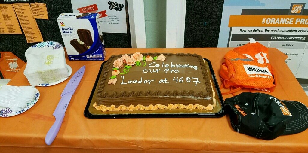 Taraglienke's tweet photo. Pro Loader Appreciation Day at 4607!! Thank you William for all your hard work!! @VicTHD4607 @kattyniner https://t.co/o7jjDcdpne