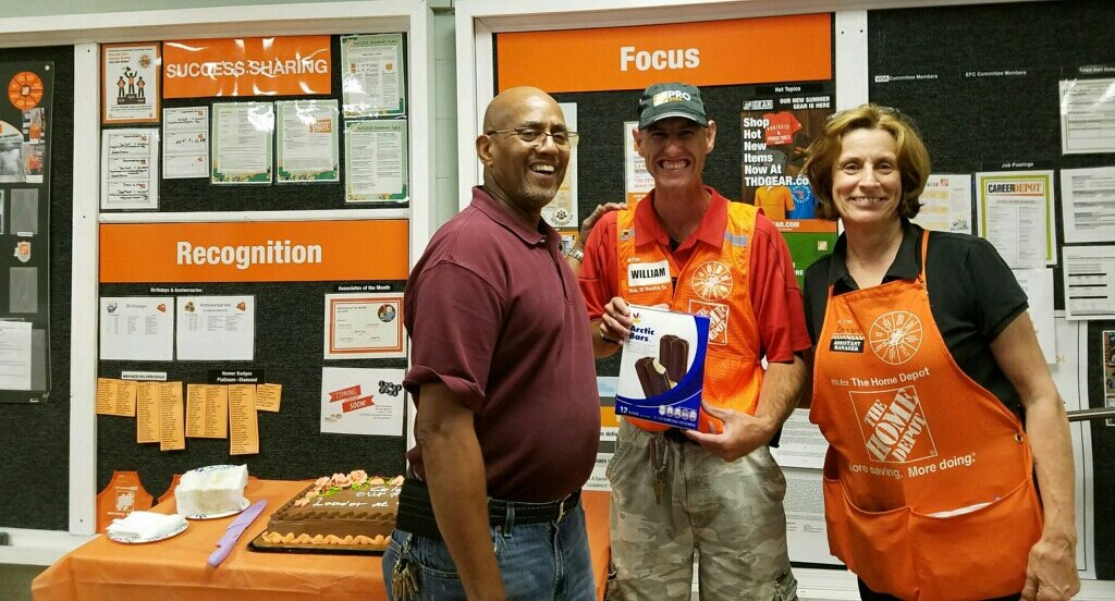 Taraglienke's tweet photo. Pro Loader Appreciation Day at 4607!! Thank you William for all your hard work!! @VicTHD4607 @kattyniner https://t.co/o7jjDcdpne