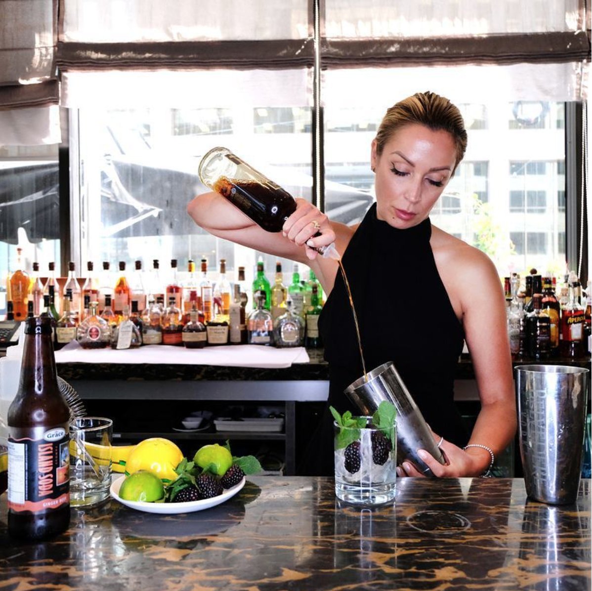 ModusToronto's tweet image. Tired of signing cheques all day? Treat yourself to one of our signature #cocktails.