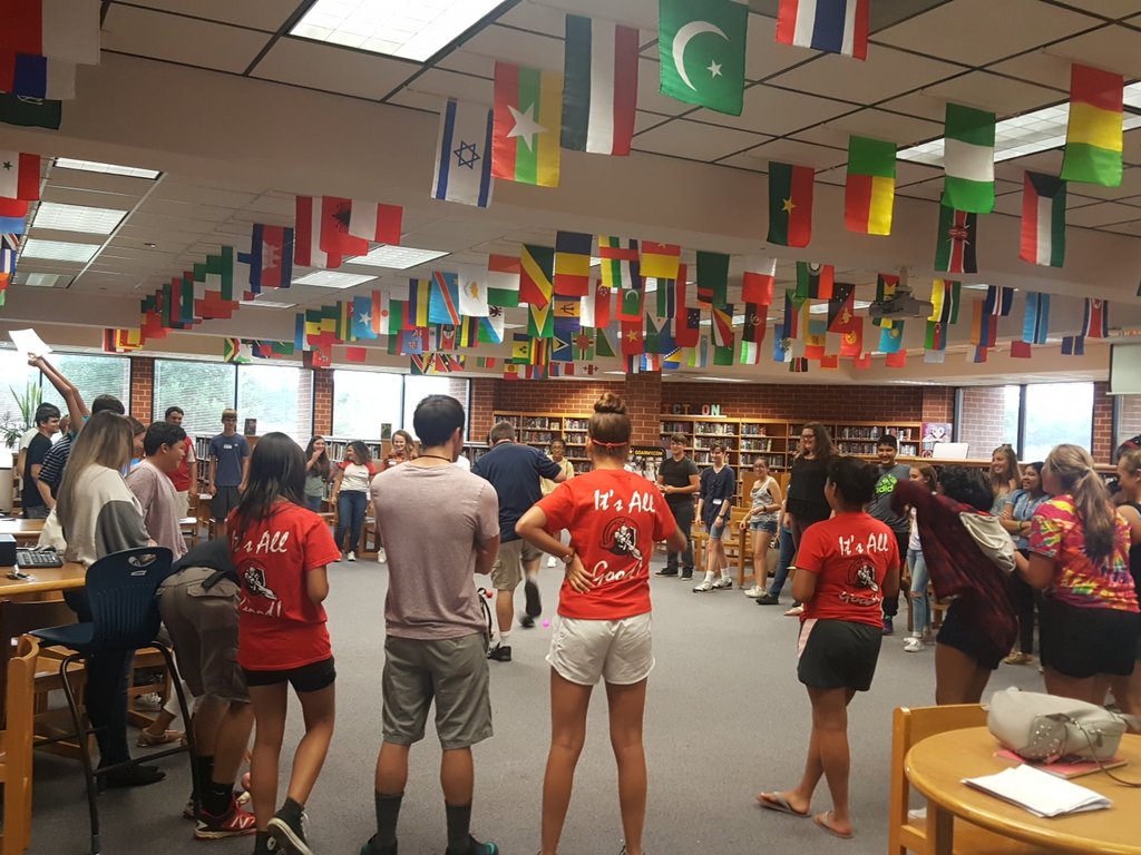 SpotsyLibrary's tweet photo. IB Kickoff! #ibknights @SpotsyHighIB https://t.co/09YSy5aRrY