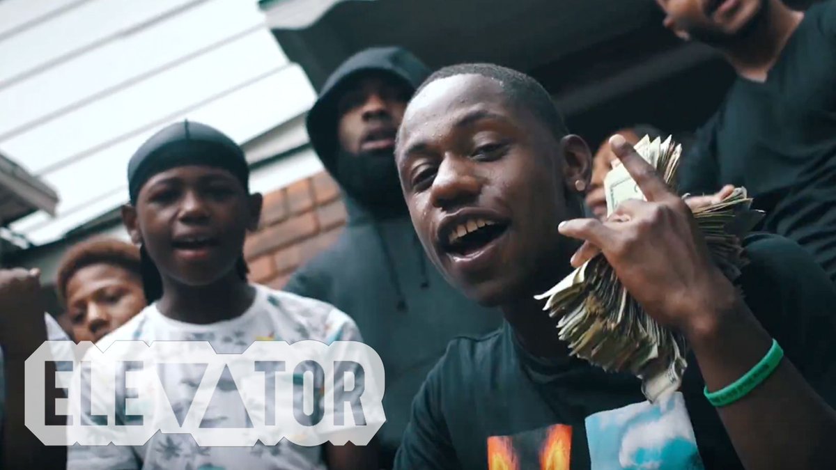 🔺🔻 PREMIERE

<a href="/q_moneyyyyy/">Q Money</a> is hard at “Work” in his latest visual offering bit.ly/2xt4QLk