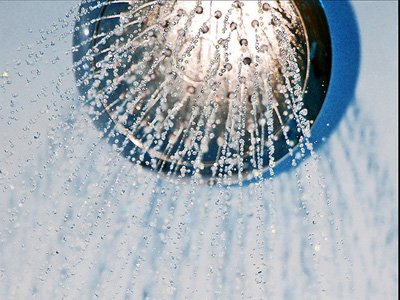 EcowaterSystems's tweet photo. You're exposed to more disinfection byproducts in a 10 min shower than drinking tap water all day. Our solution: https://t.co/zYW0qF7KjH https://t.co/oitG8vpKcF