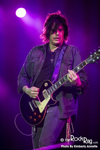 Happy Birthday Dean DeLeo 