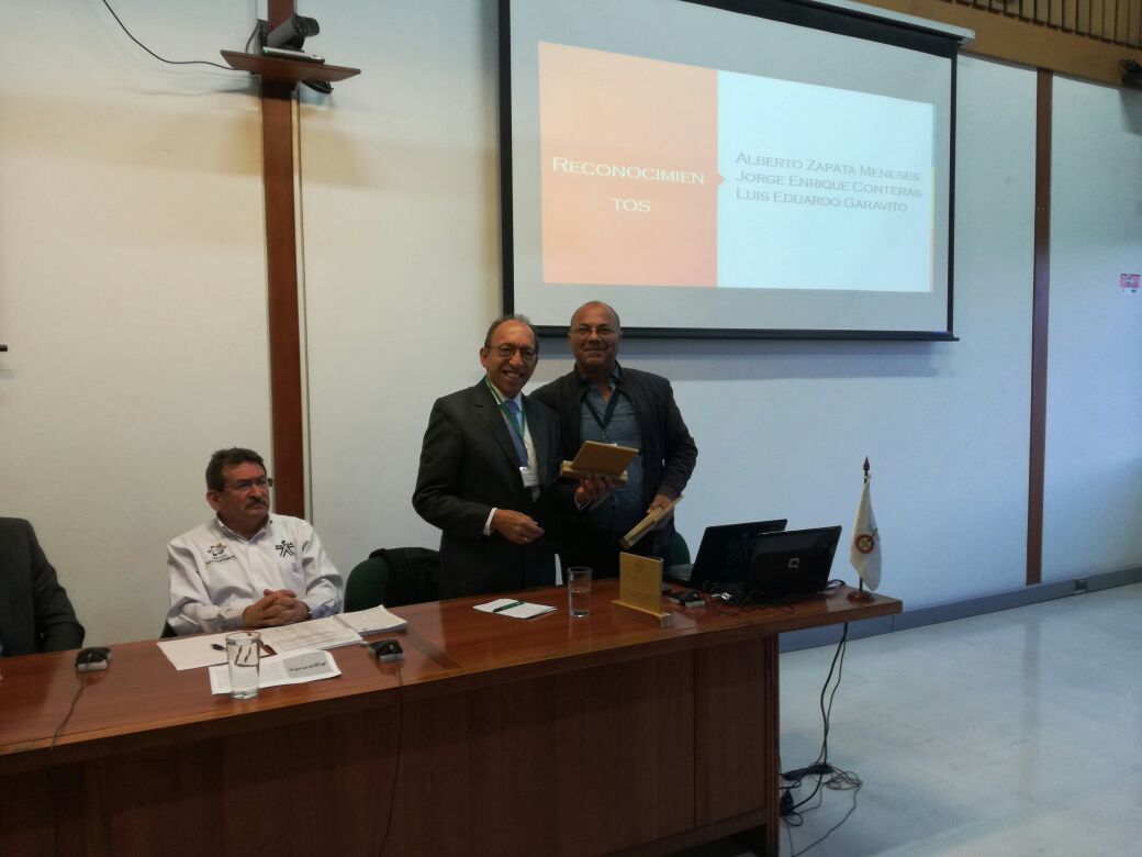 MesaSoldadura's tweet photo. Reconocimientos a #Westarco y la #Acosend por su gestión y trayectoria en esta Instancia Nacional de Concertación #MesasSectoriales https://t.co/7MtSK4vtPn