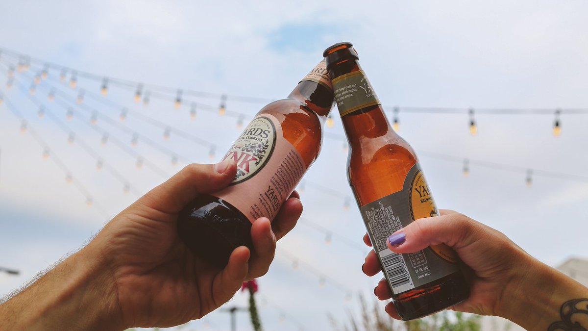 yardsbrew's tweet photo. Savor every single moment, it's #SummerInOurBackyard. #YARDS🍻 #PhillyPaleAle #PYNK https://t.co/HqbqU5LOgE