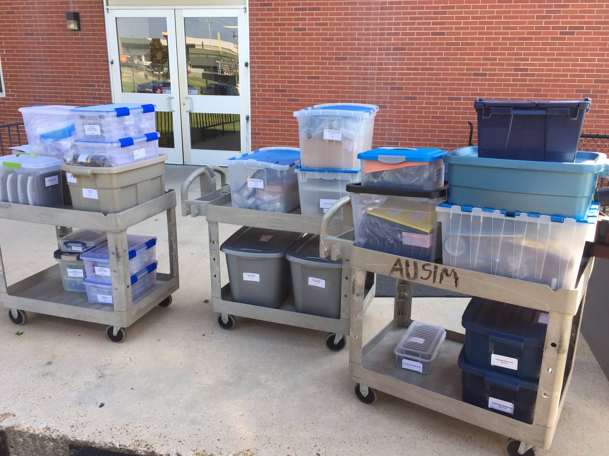 driddle_AU's tweet photo. Just a sample + 2 sets of microscopes to be delivered #AlabamaScienceInMotion, #AUSIM https://t.co/aEXNCJxs1z