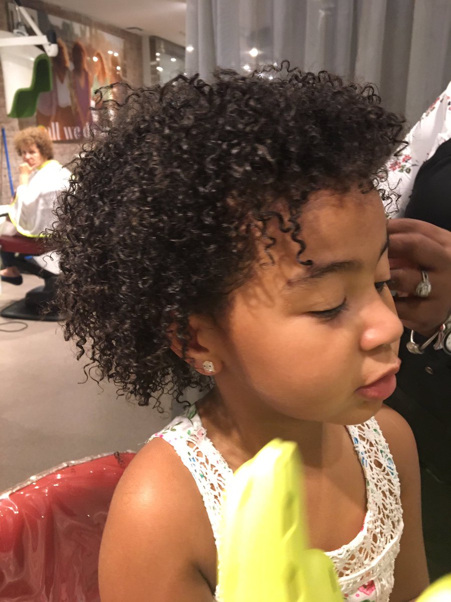 hunniieebee02's tweet image. So worth it 😍😍😍 #devacurls