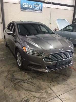 LexAutoGallery's tweet photo. 2013 Ford fusion 
67k miles ! 
$9999 
Beautiful Vehicle https://t.co/SkAUDWzvQv