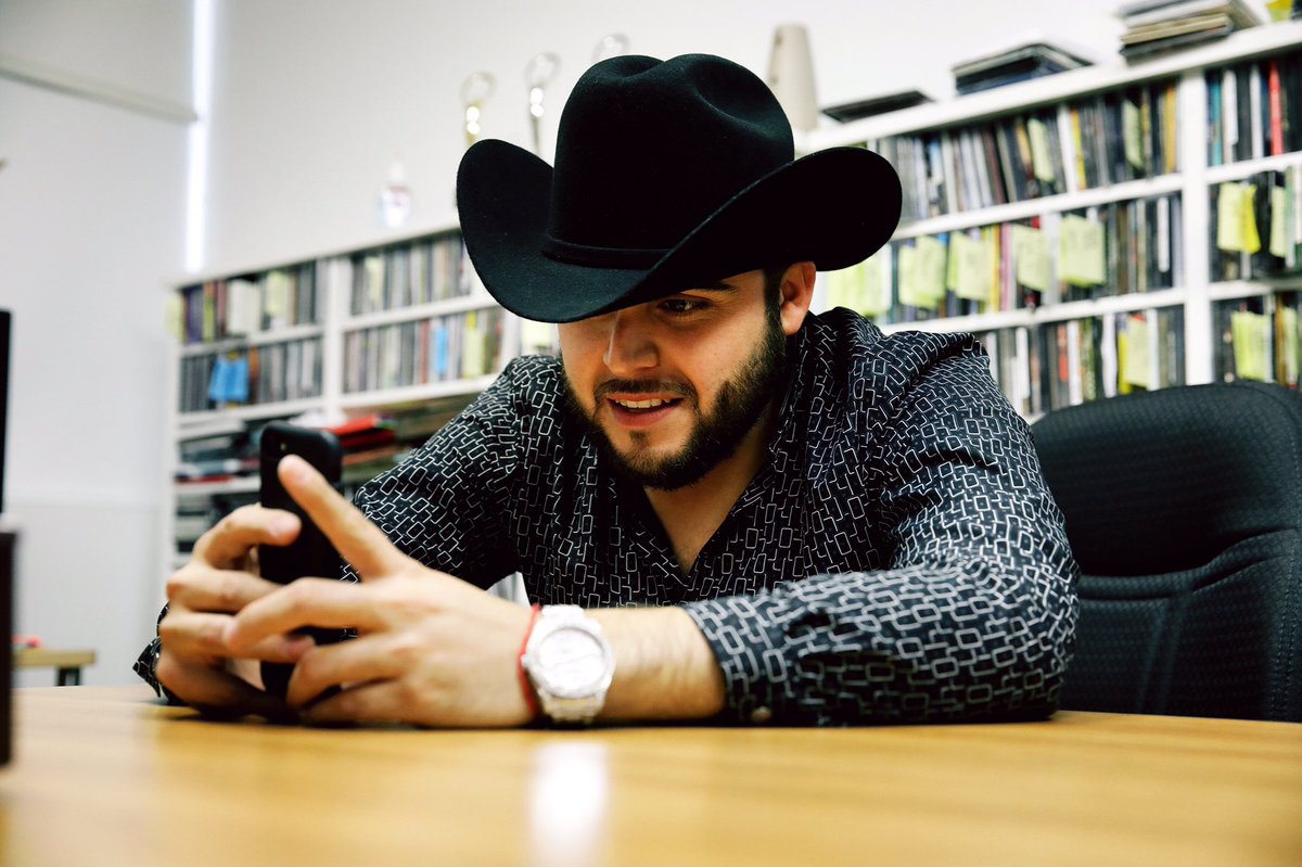 gerardoortiznet's tweet photo. En el vicio 😜📱 https://t.co/VlNNtIs5Xx
