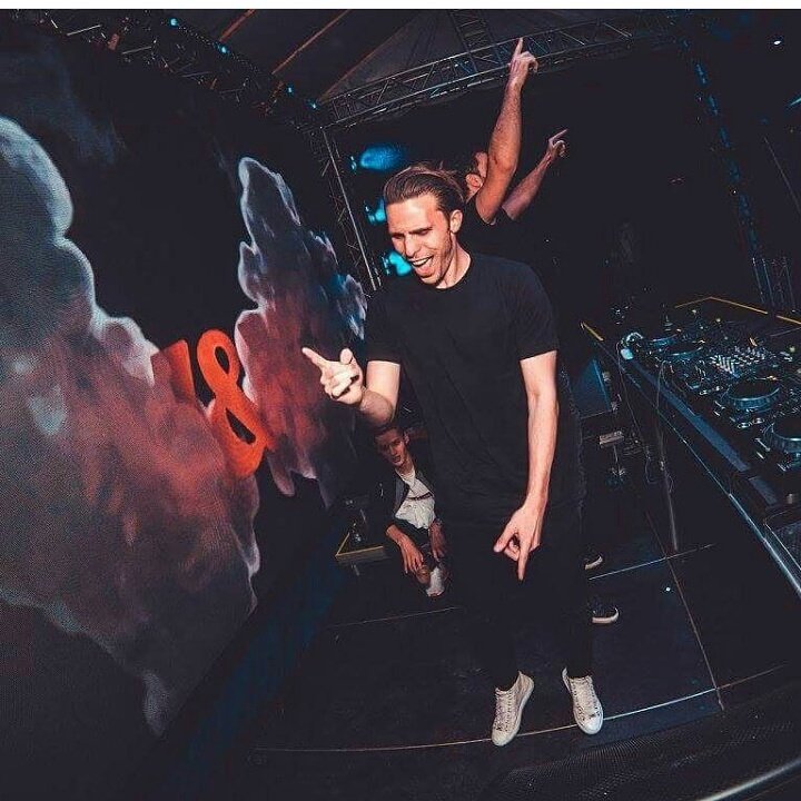 Much happiness ❤❤❤❤ <a href="/WandWmusic/">W&W</a> <a href="/itsNWYR/">NWYR</a>