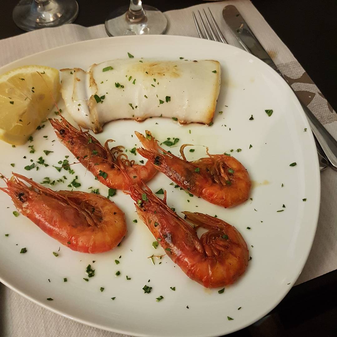 jolie_76's tweet photo. #catanzarolido ottimo ristorante osteria del mare #pescefresco #osteriadelmare https://t.co/hd96934rbO