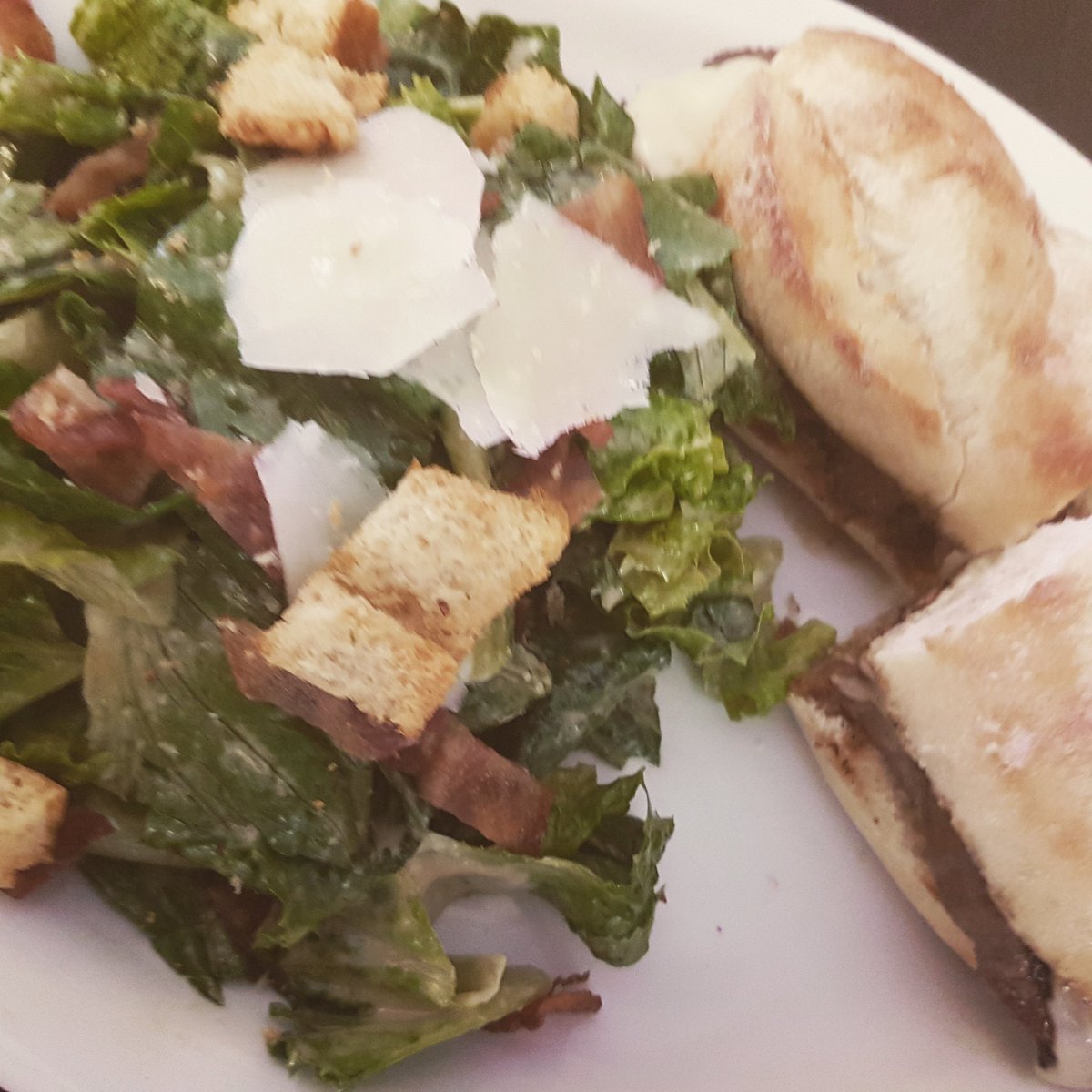 CurbsideBurger's tweet photo. Steak Sandwich with Caesar salad is deeeelish! #yum #hamonteats #tasteofhamilton #Hamont #ottawastreet #freshfoodmatters #homemadecaesar #mm https://t.co/GCeaar9ScJ
