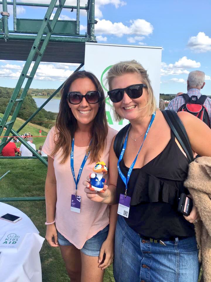 LJ_Hanson12's tweet photo. Good fun supporting #kidsaid at @MiDGolf today with the @_ETWA! Raising lots of £! @EuropeanTour https://t.co/770Rc2yJsv