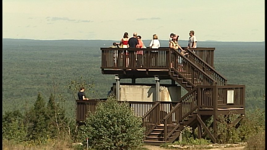 NHChronicle's tweet photo. Hop across the border for a hike up Mount #Agamenticus! Join us tonight at 7:00. https://t.co/hAdgGb4tbJ #NH https://t.co/AGCKC0g280