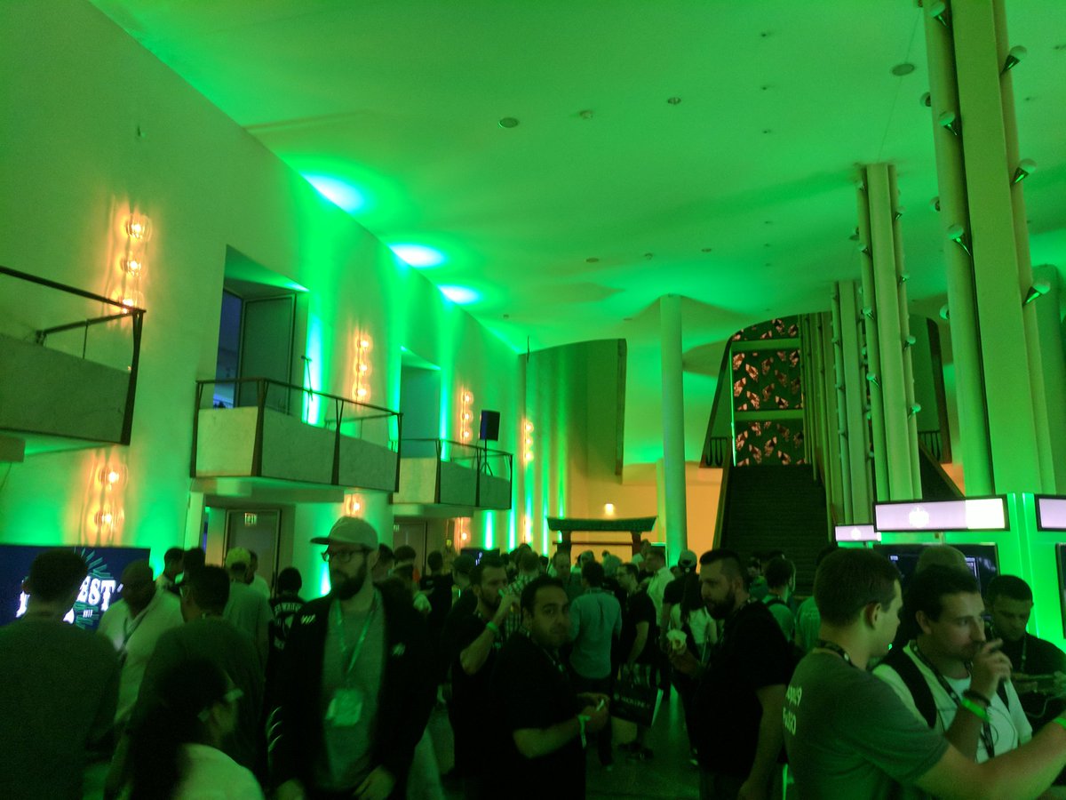 #XboxFanFest #XboxOneX #gamescom2017