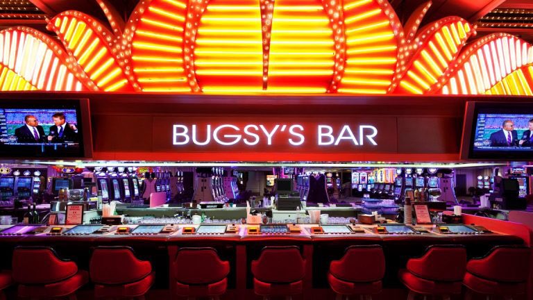 FlamingoVegas's tweet photo. 🚨 Deal Alert! 🚨
#BigFightWeekend specials below. 🔽🥊🔽
https://t.co/6ktTfRXKRU https://t.co/mYftU0Vnm9