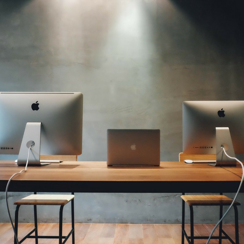 EMB_Lenders's tweet photo. Is having a home office in your dream home important to you? #HomeDesign #HomeOffice #Mortgage #MortgageAdvise #RealEstate #HomeDecor https://t.co/PmDyV89vwy