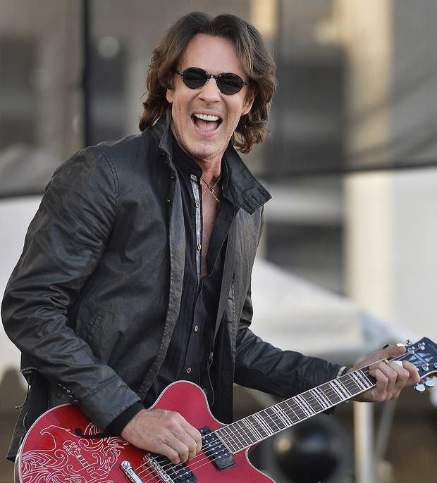 Happy 68th Bday Rick Springfield    Drop Dead Gorgeous. Fantastic Body!!! Best of all 