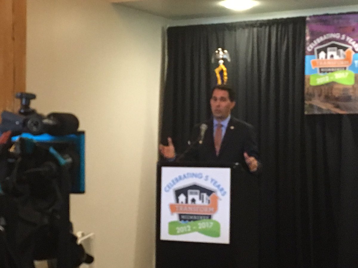 WEDCNews's tweet photo. .@GovWalker announces new $11 million statewide loan program for small businesses at #transformMKE anniversary event. #WIWorking https://t.co/wO7gkdMfTl
