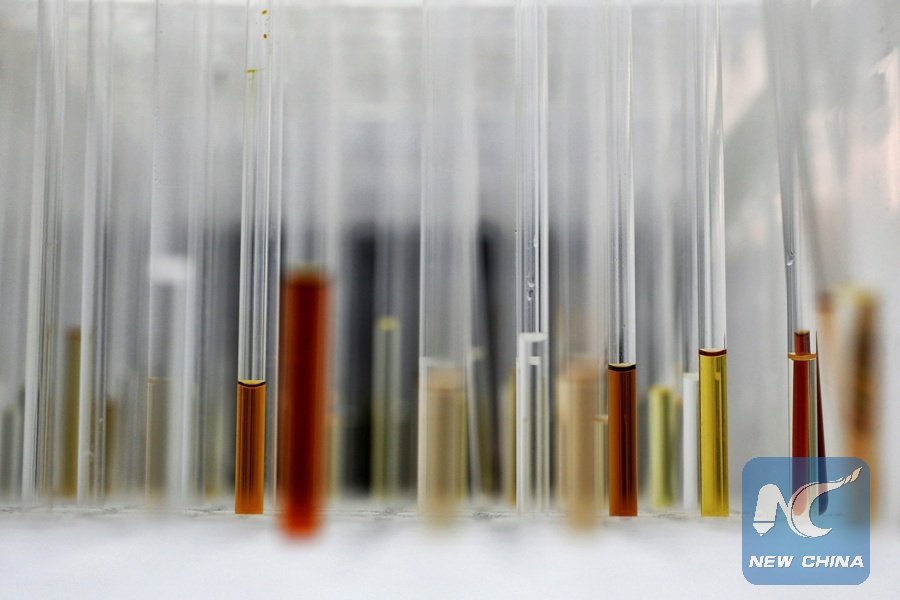 XHNews's tweet image. New hope for treating liver cancer! Chinese scientists find compound that helps virus kill cancer more effectively xhne.ws/6rjAM