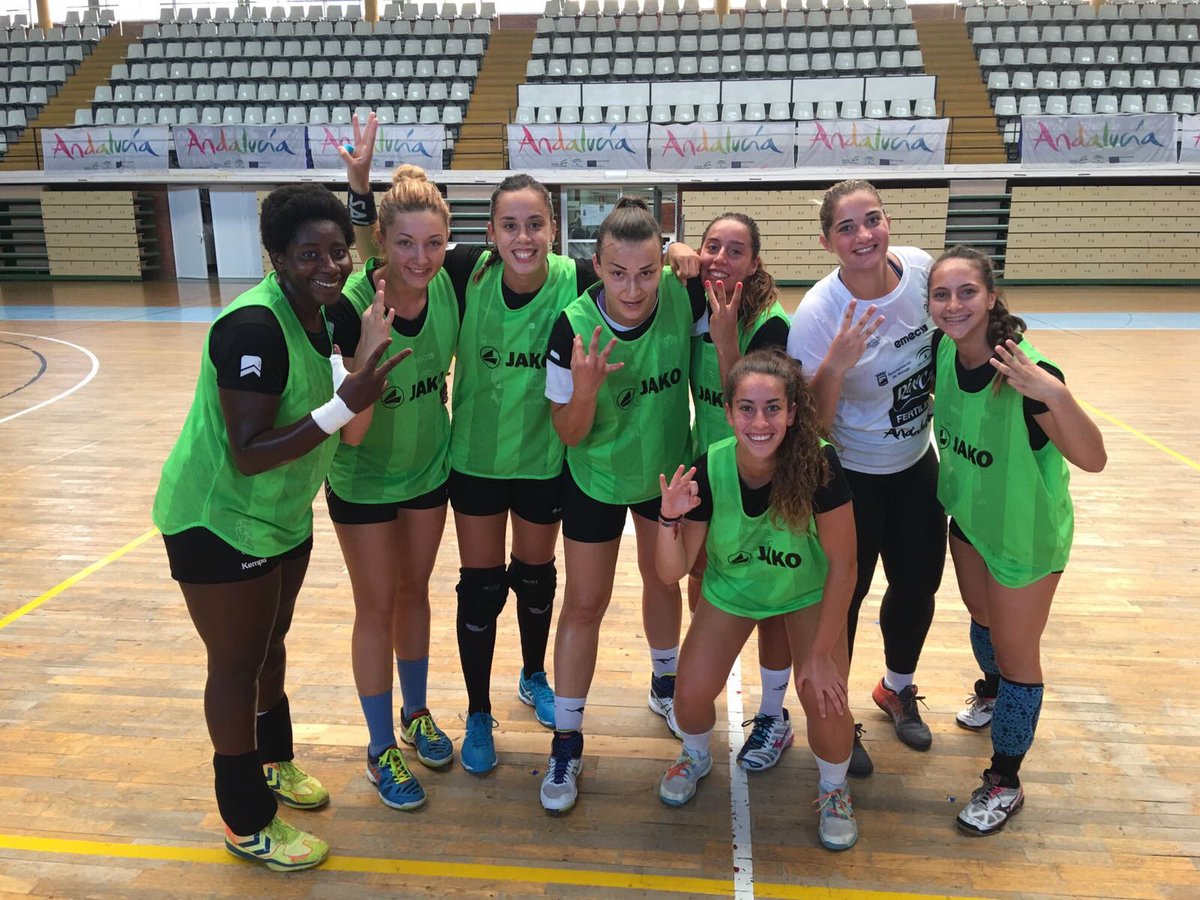 BMMalagaCosta's tweet photo. Si fuesemos un equipo de fútbol-sala, @dicabemalaga tendría claro cuál sería su equipo titular. ¡Tercera victoria consecutiva! https://t.co/ByTbs4UFfa