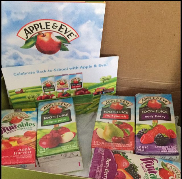 happyfitone's tweet photo. The girls can't wait to try these new juice boxes!! https://t.co/rulM2Cwqf5