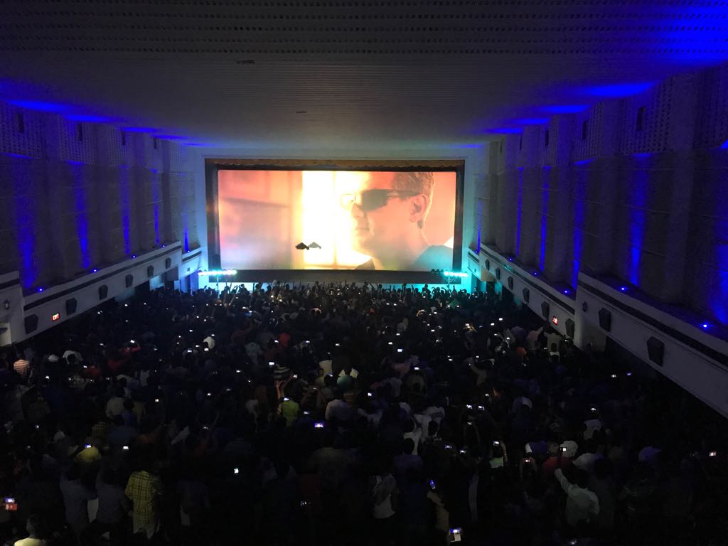 #Thala #vivegam_FDFS #mass_celebration 😎