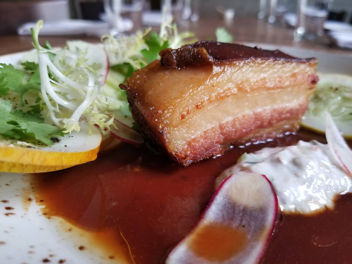MillersGuild's tweet photo. Rich smoked pork belly with crisp cucumber and savory anchovy aus ju and spiced yogurt
#appetizer #dinner #special #wehavefire #limitedtime https://t.co/vXtdZBzjyi