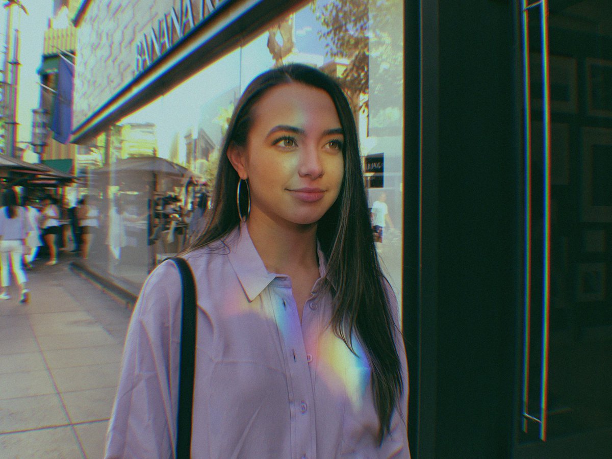 veronicamerrell's tweet photo. 🎶I was just thinking about you and it made me think of colors of the space 🎶 https://t.co/bi4wYy37PI