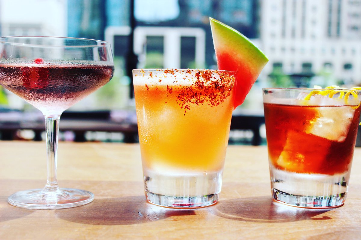kitchenbistros's tweet photo. We're teaming up with @Casamigos Tequila at #CommunityNight this Sunday in #Chicago! #eaterchicago #rivernorth https://t.co/YnAMptRrGY https://t.co/KvJVZkyl6g