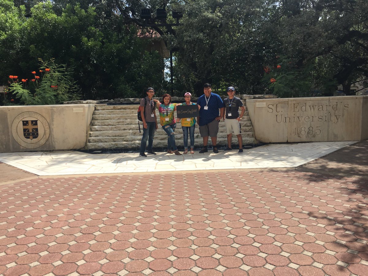 delgado_kaylee's tweet photo. @SEUCAMP #elCAMPer #CAMPerStayGold #SEU21 #WhatACAMPer #camp17 https://t.co/FenjEjRni2