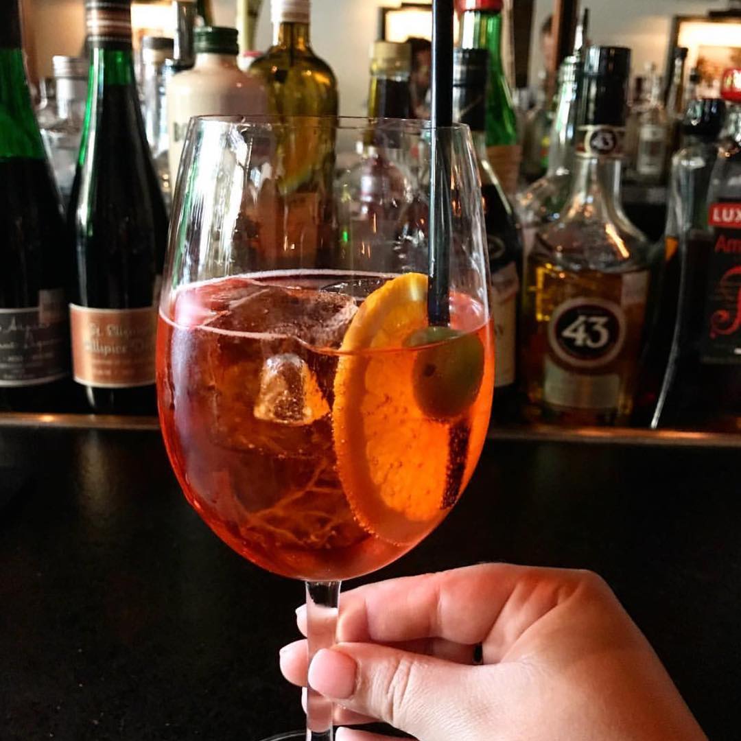 redashatx's tweet photo. Fancy a refreshing Venetian Spritz at our bar? 📸 @veryhungrypearls https://t.co/5CyHizxdIF