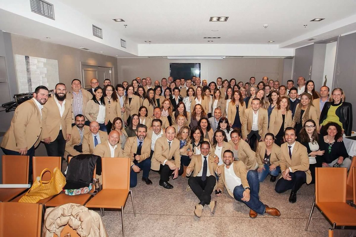 ibridgec21's tweet photo. ¿Cómo practicar el #NetworkingInmobiliario de forma exitosa? https://t.co/5hoOM43Aw1 https://t.co/A7XPRbhI6n