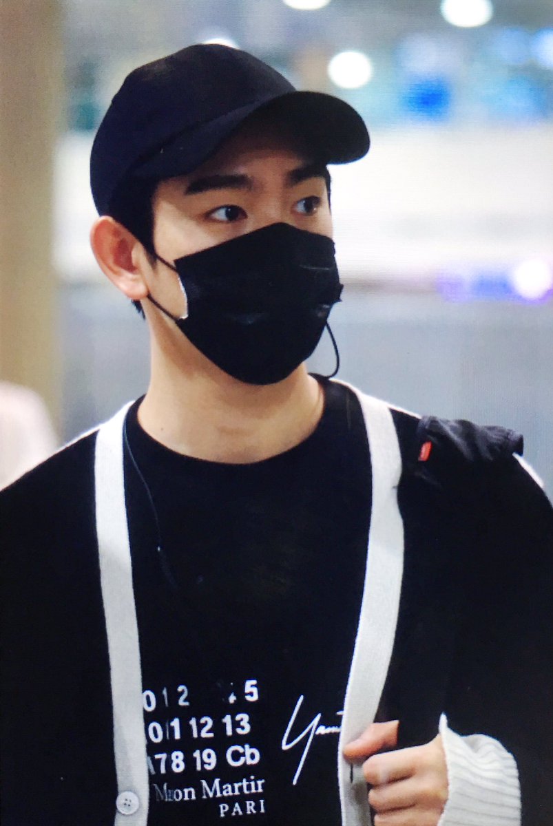 vanillababy0922's tweet photo. #GOT7 #갓세븐 #진영 #Jinyoung #JJProject #Verse2 #JJProject_내일오늘 
170824 인천입국 https://t.co/k23u78PKls