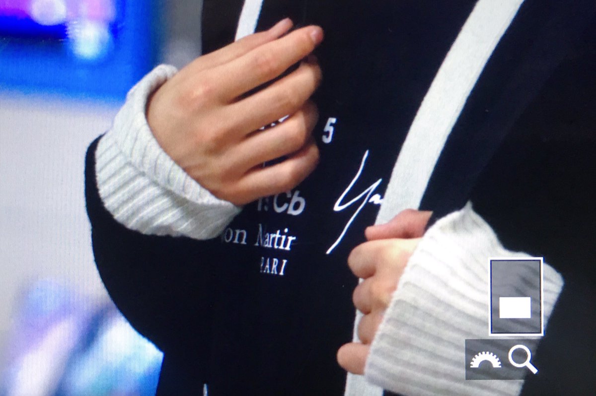 vanillababy0922's tweet photo. #GOT7 #갓세븐 #진영 #Jinyoung #JJProject #Verse2 #JJProject_내일오늘 
170824 인천입국 https://t.co/k23u78PKls