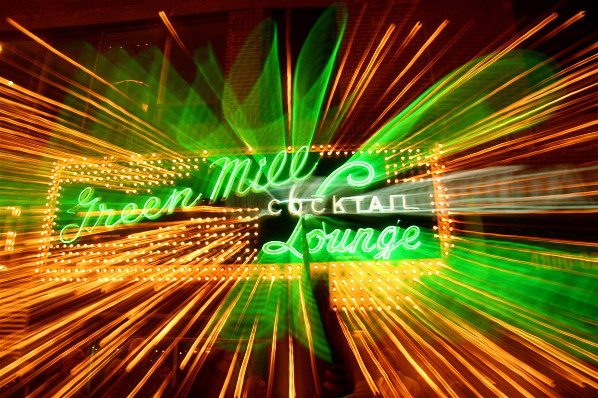 lonelyplanet's tweet photo. The 10 best #music venues in #Chicago https://t.co/mdc3NSa2dU by @innerviewmag #travel https://t.co/Hd2SN6kW5C