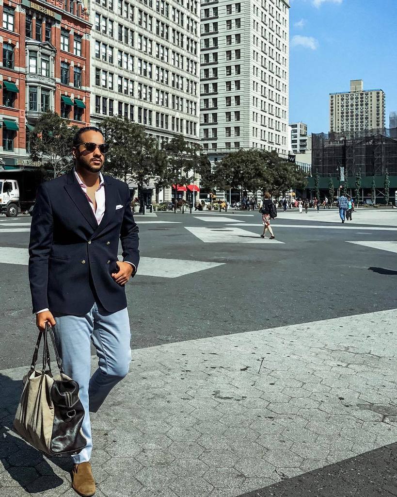 GlamDapper's tweet photo. Everyday try to be a better version yourself #AlwaysDapper #KeepWalking 🚶🏻 https://t.co/i4lGLLYNkg https://t.co/9wr8PEc1xe