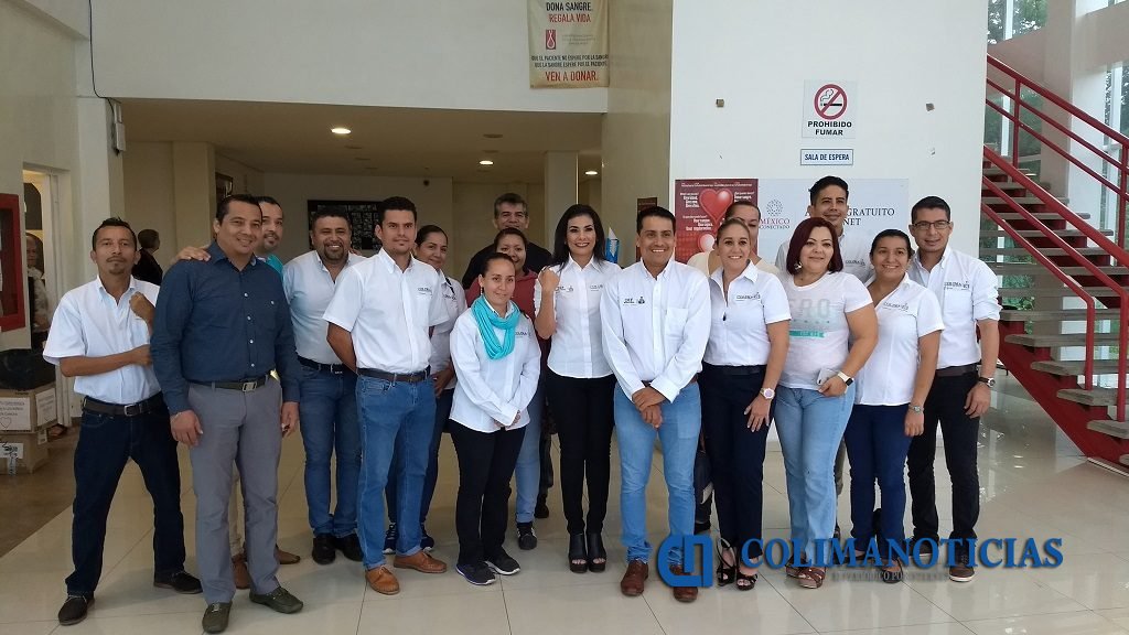 colimanoticias's tweet photo. Personal del DIF Estatal se suma a Donadores Compulsivos - https://t.co/un1sobByeD https://t.co/RSsxRUWGJY