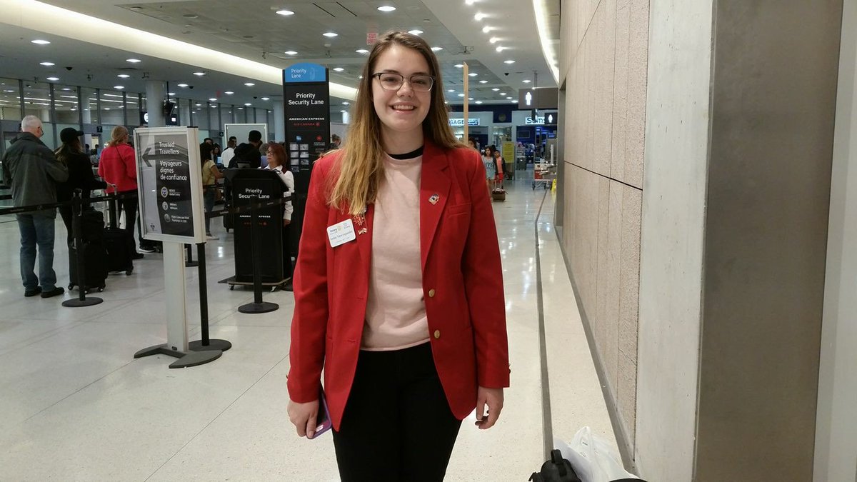 District7040YE's tweet photo. #arrivals #departures #rotaryyouthexchange #d7040 @Rotary @Rotary7040 🇨🇦✈️🌍#weallsmileinthesamelanguage https://t.co/bMlh78V42o