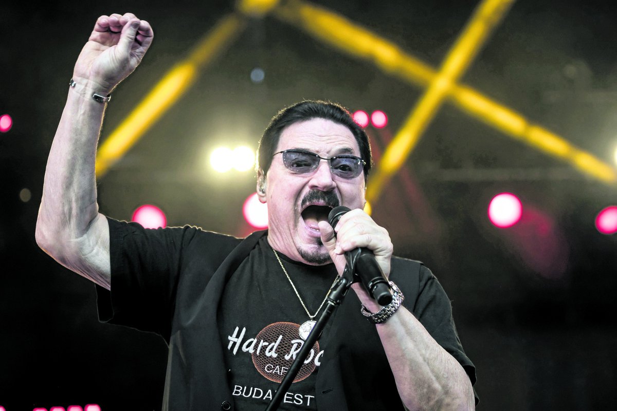 London Free Press (@lfpress) on Twitter photo Rock Pack brings back superband frontmen to sing hit after hit to close out <a href="/bluesfestldnont/">LondonBluesfest</a> on Sunday bit.ly/2wzvqWH #ldnont Rock Pack brings back superband frontmen to sing hit after hit to close out <a href="/bluesfestldnont/">LondonBluesfest</a> on Sunday bit.ly/2wzvqWH #ldnont