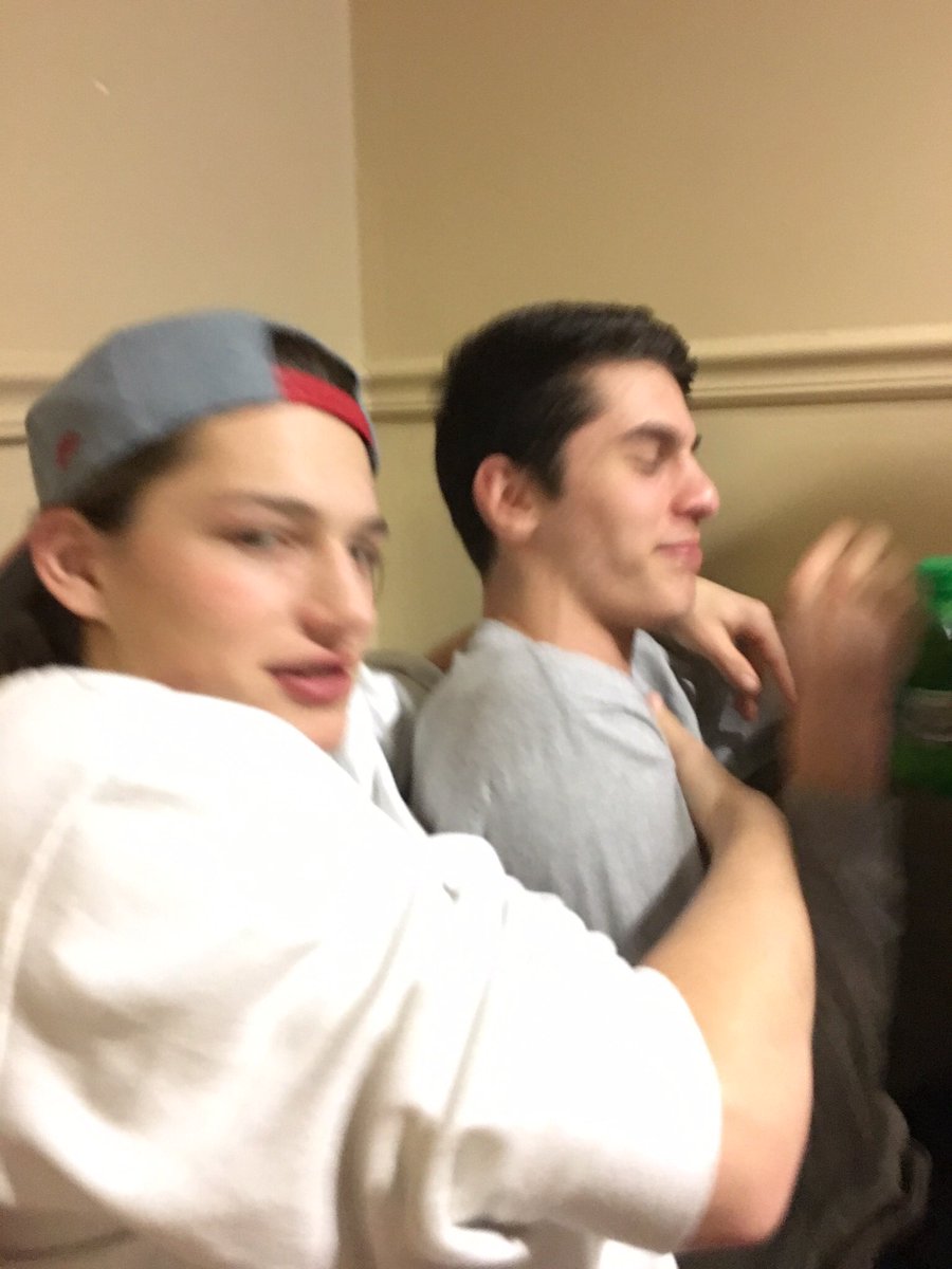 nick_martino6's tweet photo. Happy birthday harf!!! https://t.co/B7Ozcu7vEj