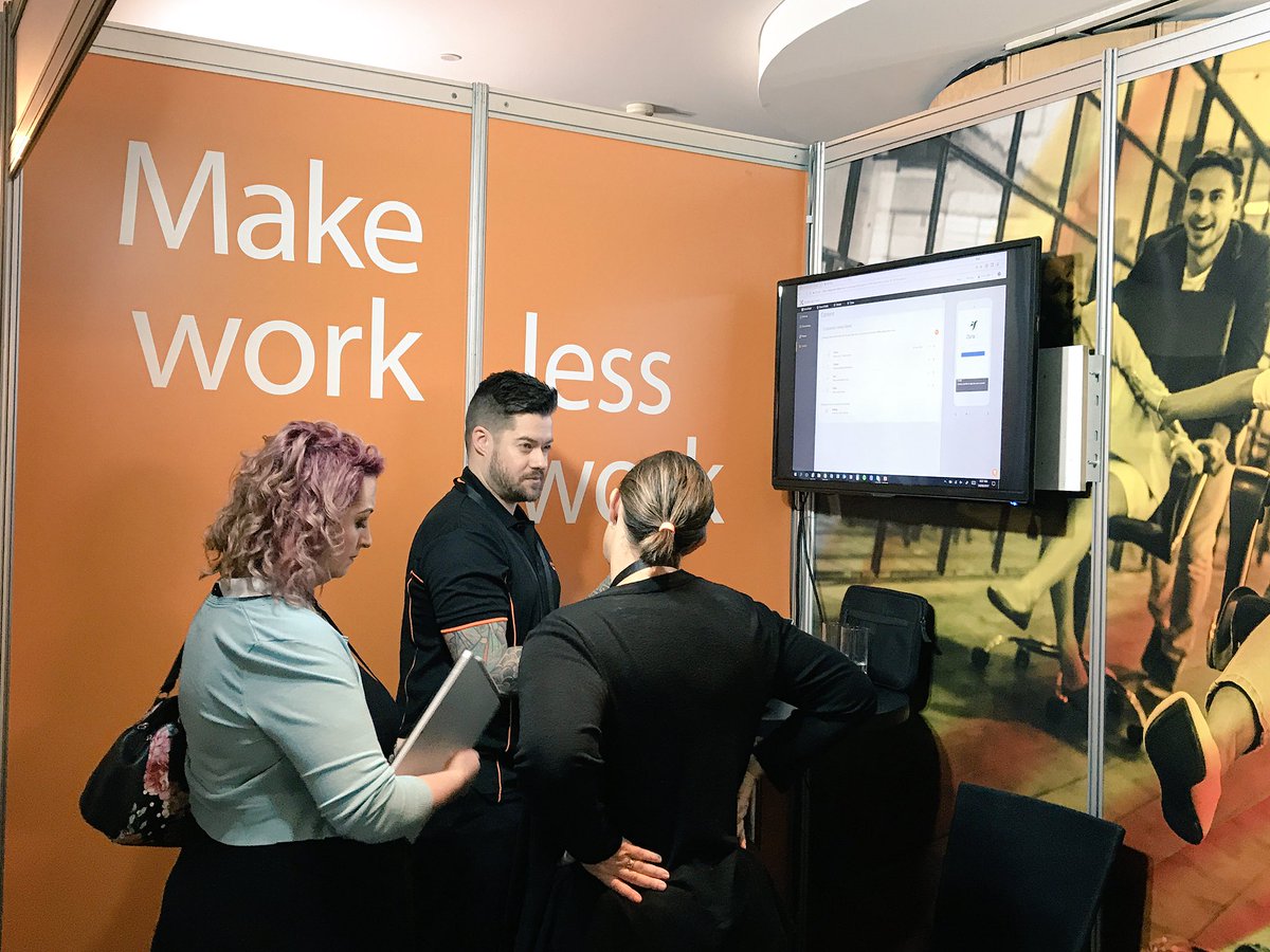 ETnintex's tweet photo. Another day, another compelling demo by @ce1906. Come visit the @Nintex booth at #DWCAU! #workflowautomation #makeworklesswork #nintex https://t.co/snRty5fRba