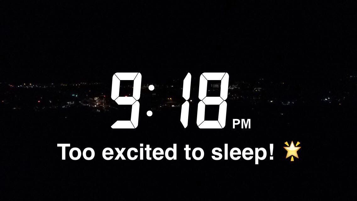 NAU's tweet photo. Too excited to sleep π #CountingStars #MoveInEve https://t.co/z6d2X2s2tO