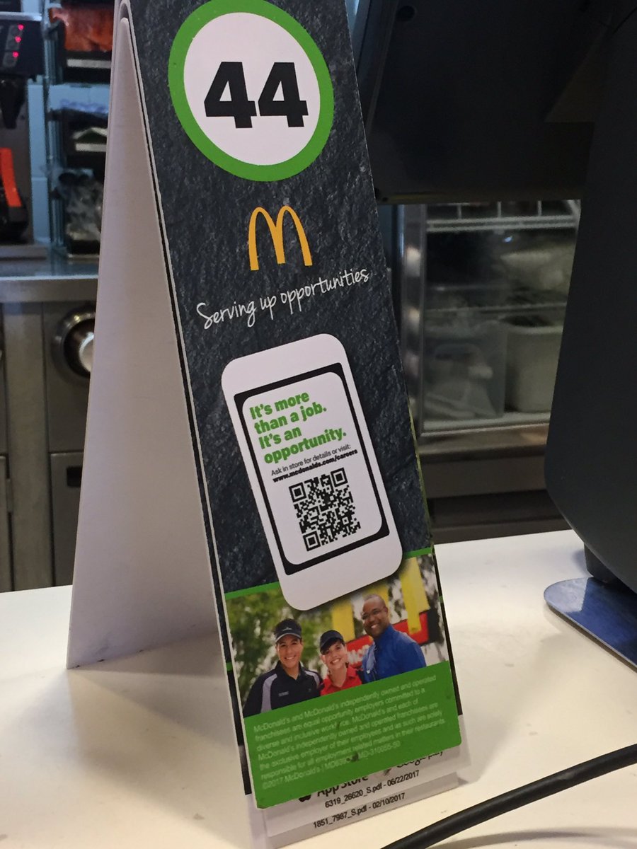 crystalfyu's tweet photo. QR codes everywhere! #doyouevencode 💪🏼 #wedctw2 @ctwpanthers https://t.co/k2r4YczJM0